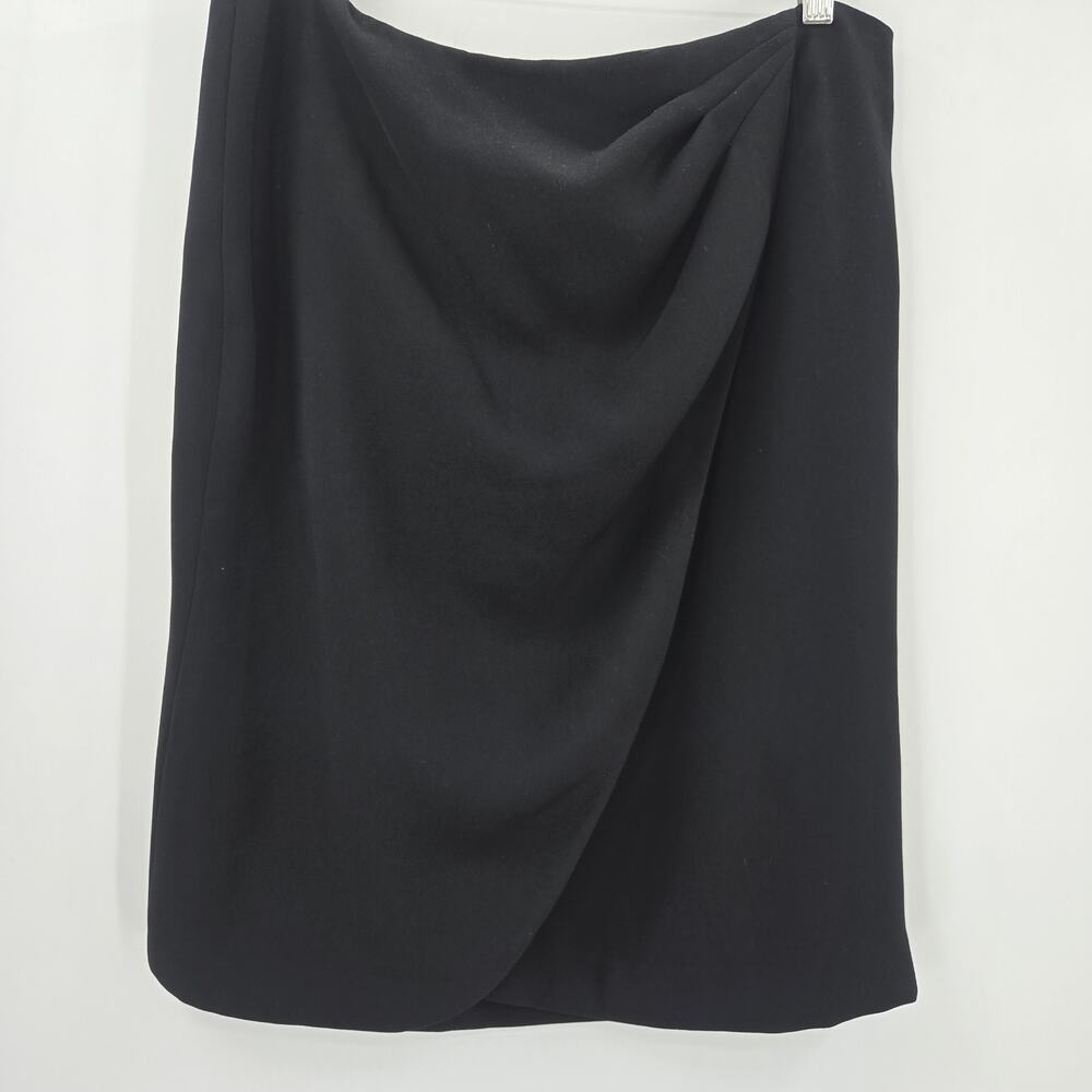 Bloomingdales Vtg 90s Elevated Staple Classic Timeless Black Wrap Mini Skirt 14